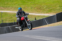 cadwell-park;cadwell-park-photographs;cadwell-trackday-photographs;enduro-digital-images;event-digital-images;eventdigitalimages;peter-wileman-photography;racing-digital-images;trackday-digital-images;trackday-photos